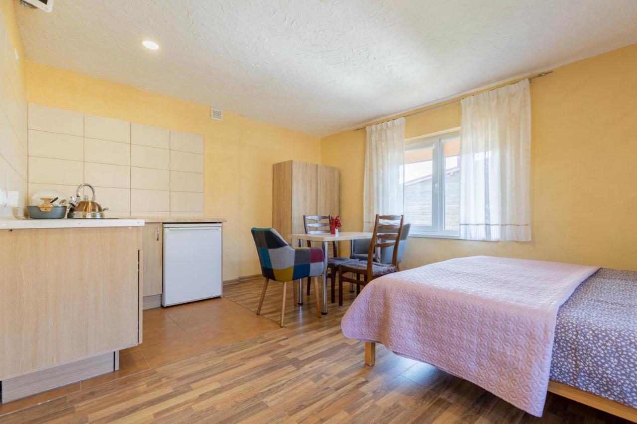 Zuvedru 48 Hotell Šventoji Exteriör bild