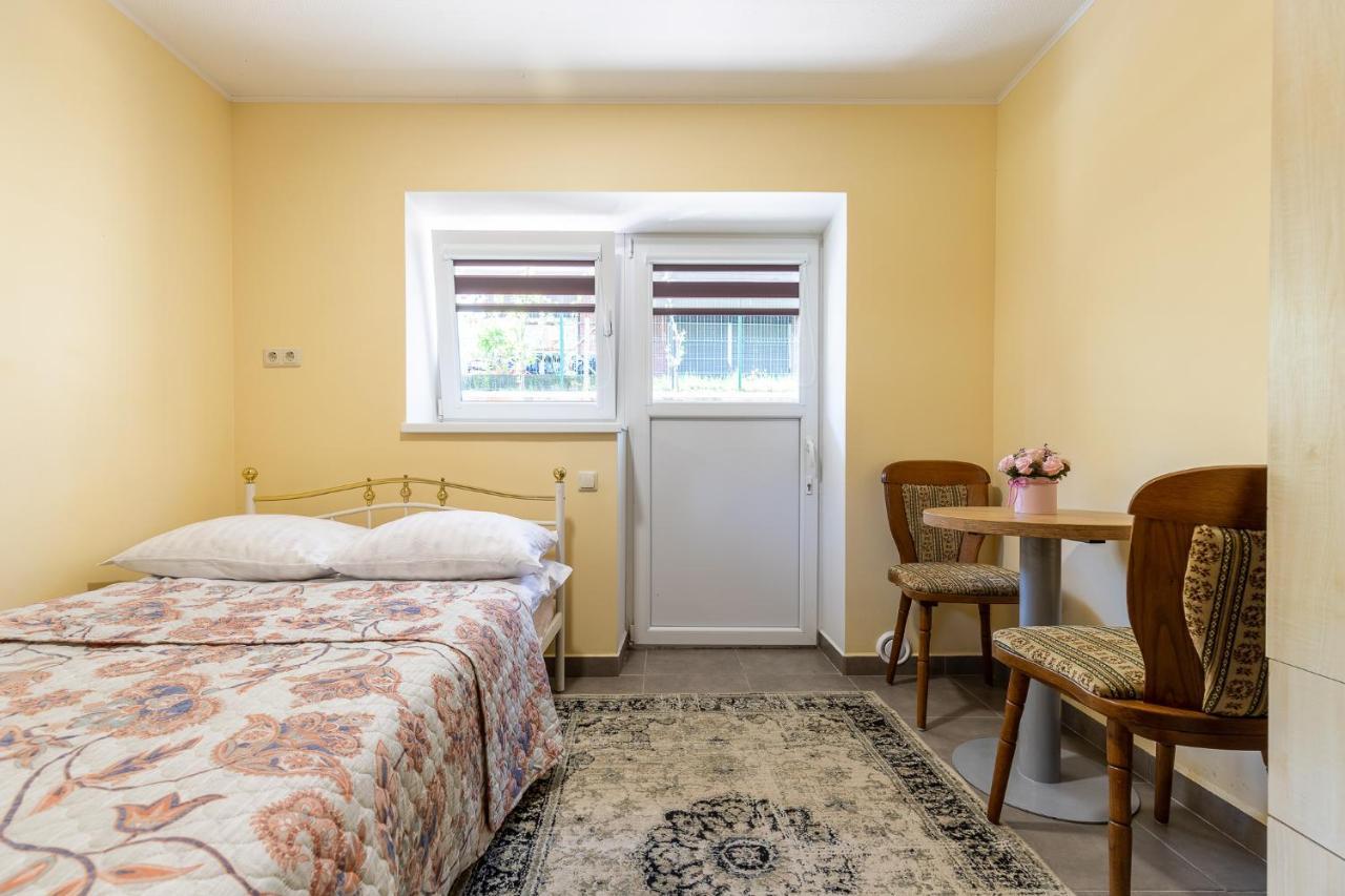 Zuvedru 48 Hotell Šventoji Exteriör bild